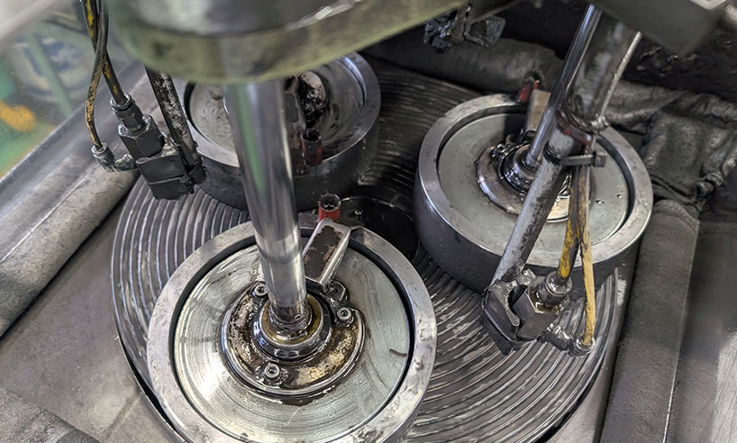 脅威のポリシング(鏡面)加工